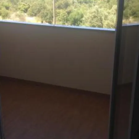 דירה Jurkovi - One Bedroom With Balcony פירובאץ